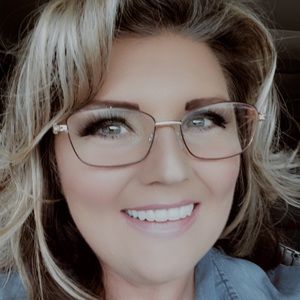 Meet your Posher, Kimberely